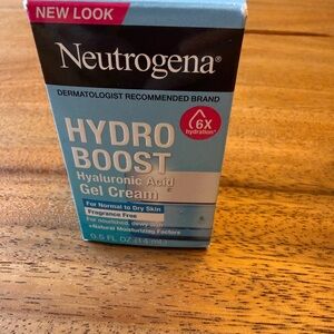 Neutrogena Hydro Boost Gel Cream - Blue and White Packaging